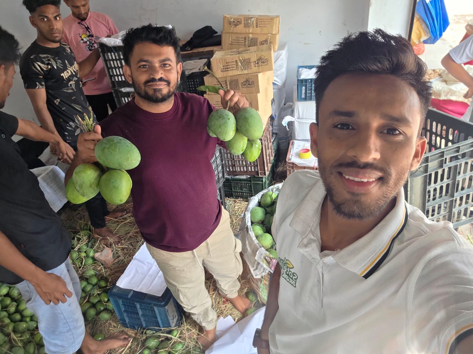 আঁশবিহীন আম